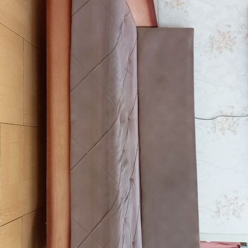 مبل راحتی 8 نفره و دسته چوبی