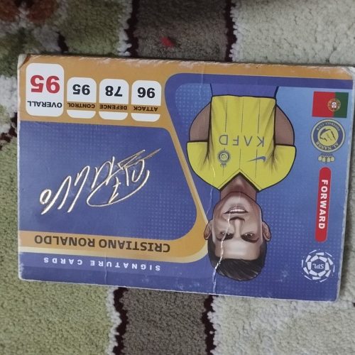 کارت کیمدی ،رونالدو امضاء شده