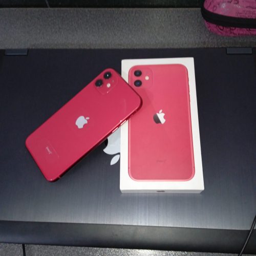 آیفون 11 قرمز 128 در حد نو