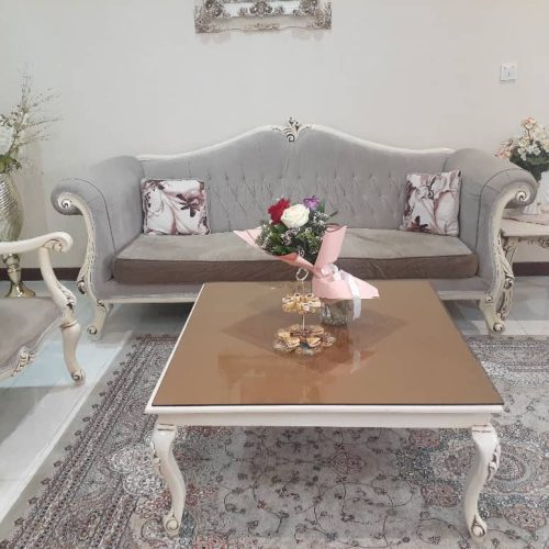 مبل به همراه میز ناهار خوری