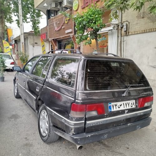 پژو 405 استیشن مدل 82
