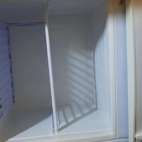 فروش فوری یخچال فریزر پارس 12 فوت  دو در در حد نو