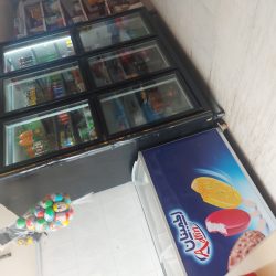 یخچال مغازه 6درب نو نو دوماه بیشتر استفاده نشده