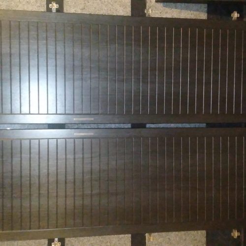 درب کمد دیواری در حد نو سالم ب شرط