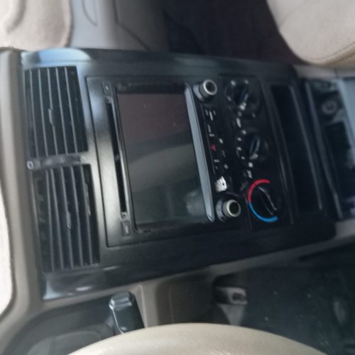 پژو 405 مدل 96 نقره ای