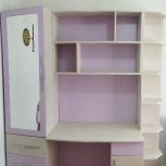 میز کمد دار و کتابخانه، صندلی، تخت، تشک،پرده