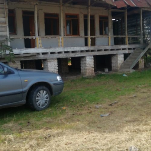 ویلا کلنگی کوچه 8متری جای دنج برای استراحت