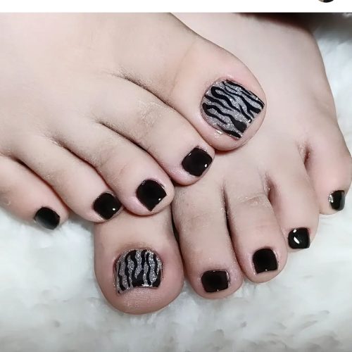 خدمات کاشت ناخن