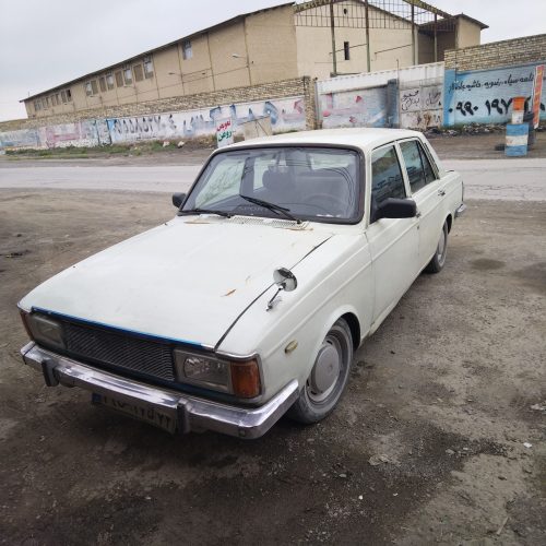 ماشین نیاز به تعمیر داره اما قابل استفاده هست