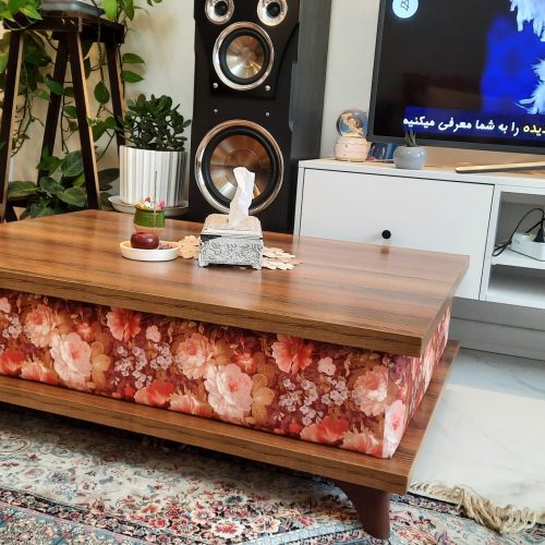 مبل 7 نفره با میز وسط و سه عدد گل‌میز