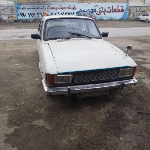 ماشین نیاز به تعمیر داره اما قابل استفاده هست