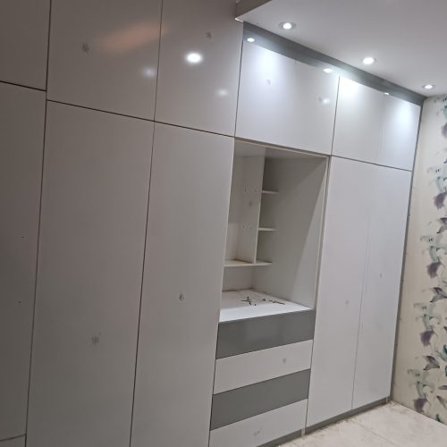 کابینت وکمد دیوار نقد اقساط