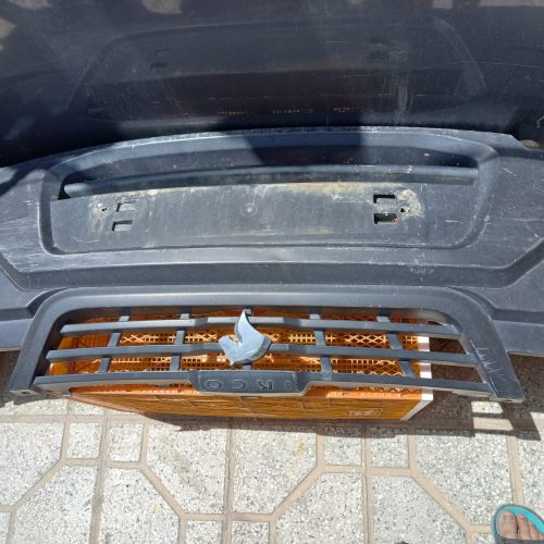 سپر آریسون،جلو پژو207 و عقب 206