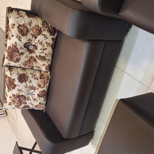 مبل 7نفره چرم تمیز