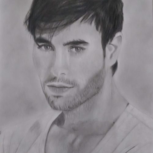 طراحی چهره باانواع تکنیک پذیرفته میشود