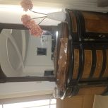 مبل همراه با میز وسط و میز عسلی  _ کنسول