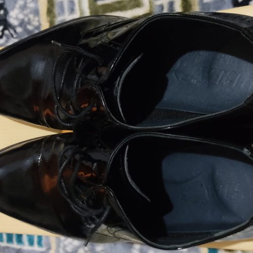 کفش مردانه ورنی بسیار تمیز،قیمت توافقی