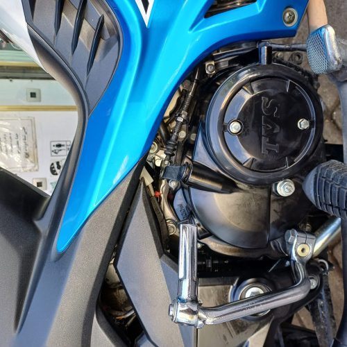 Tvs راکز 125