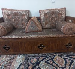 تخت سنتی چوبی باشک وپشتی