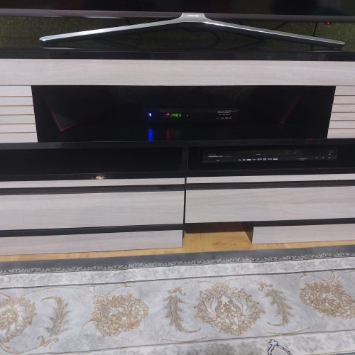 میز تلویزیون