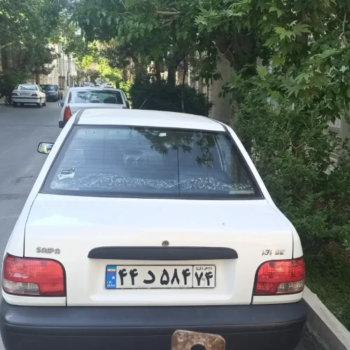 ماشین سالم تمیزبه شرط میکانیک دارای سیستم صوتی خب