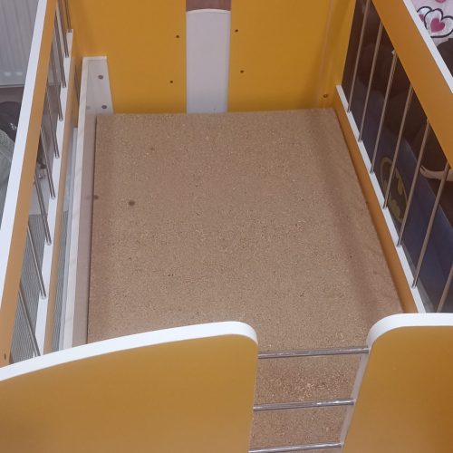 تخت گهواره شو کودک