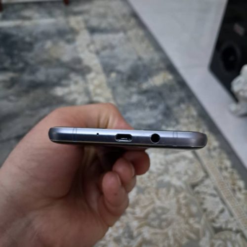 گوشی سامسونگ سالم وتمیز