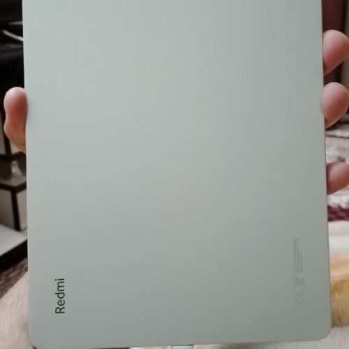 Redmi padدرحدنو3ماه کارکرده به دلیل نیازمالی می فروشم