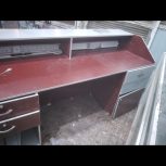 قفسه و میز پیشخوان وویترین