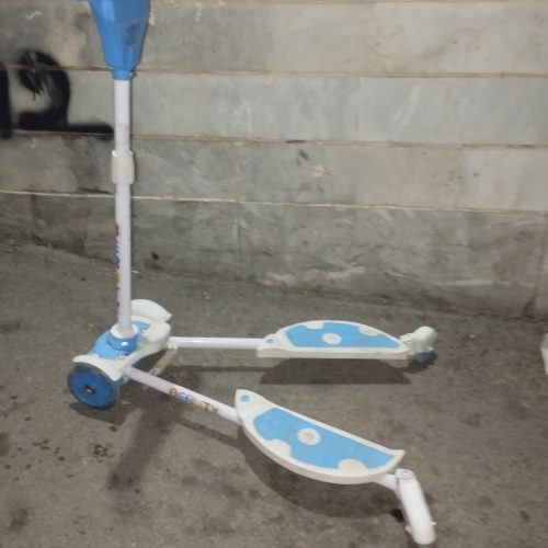 اسکوتر زیگ زاگی