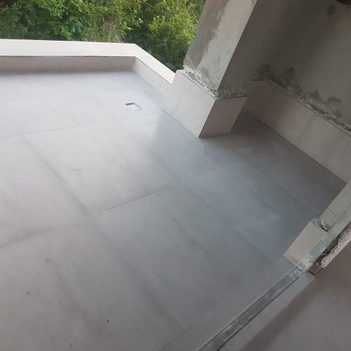 کاشی کاری و سنگ کاری