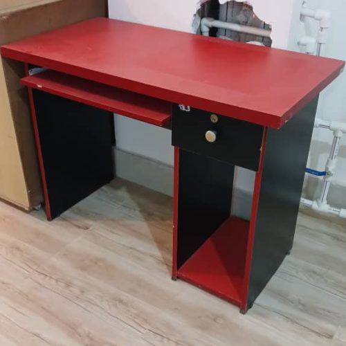 میز کامپیوتر