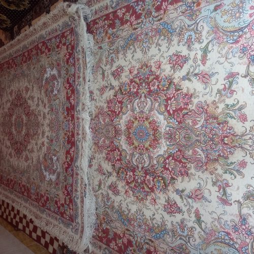 فرش دستباف نقشه خطیبی