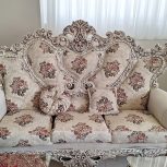 یک دست مبل سلطنتی