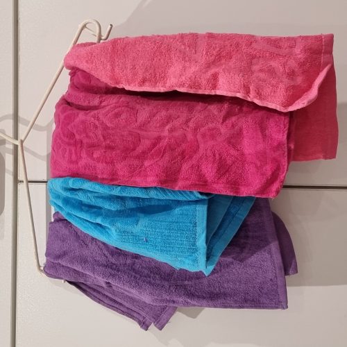 حوله بزرگ و کوچک خارجی