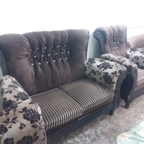 یک دست مبل هفت نفره