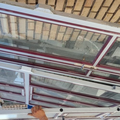 در و پنجره آلمینیومی کارکرده