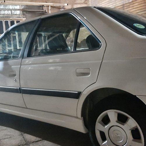 پژو پارس تیوفایو سفید 98 کم کارکرد