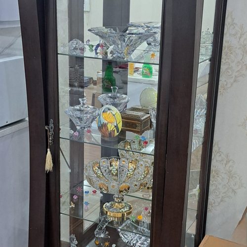 بوفه مشکی و آینیه ای