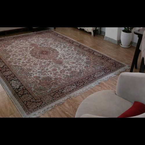 دو عدد فرش 6متری