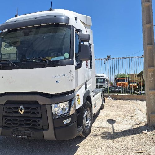 رنو در حد نو و فول و کامل