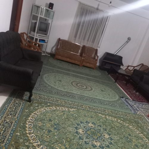 با سلام ویلا اجاره ای تمیز و بزرگ دارای کولر گازی و اب و برق و گاز