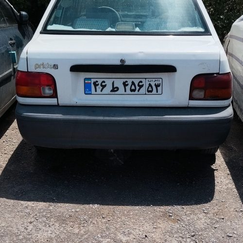 دیانت: پراید مدل 1381دوگانه سی انجی بیمه 12ماه لاستیک‌ها 85درصد  داخل ماشین کاملا کفی وکفی سه بعدی