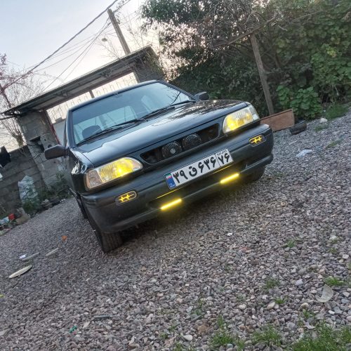 پرایدتصادفی مدل 82سرشاسی فقط ضربه خورده سقفوستون سالم