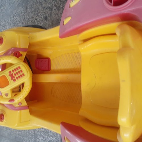 ماشین کنترلی کودک