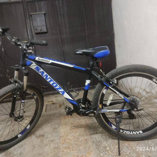 دوچرخ سالمه وهیچ مشگلی نداره برای این که دیگه استفاده نمیکنم میخوام بفروشم