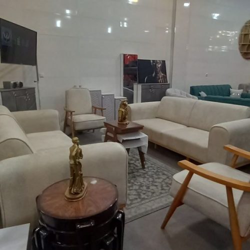 مبلمان وصنایع چوب