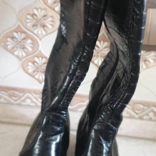 چکمه چرم اصل باطرح پوست ماری سایز 36