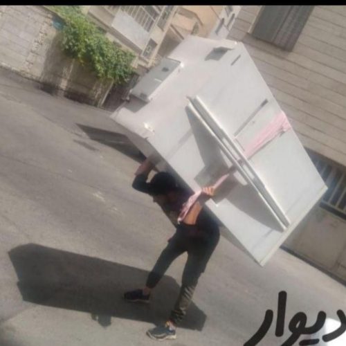 باربری حمل ونقل باراثاثیه منزل کارگر خالی اسباب کشی