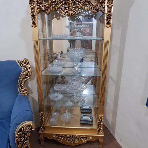 مبلمان در حد نو